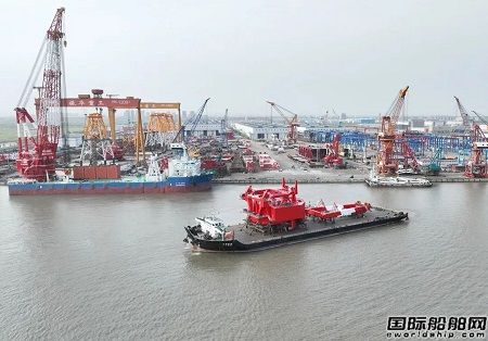 南通振华重装完成中交海峰4000T起重机项目三大件顺利发运