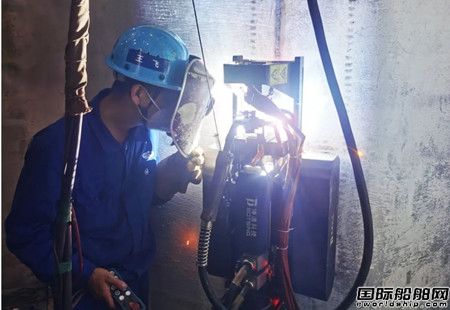 突破！武昌造船双相不锈钢船舶建造首次采用焊接机器人