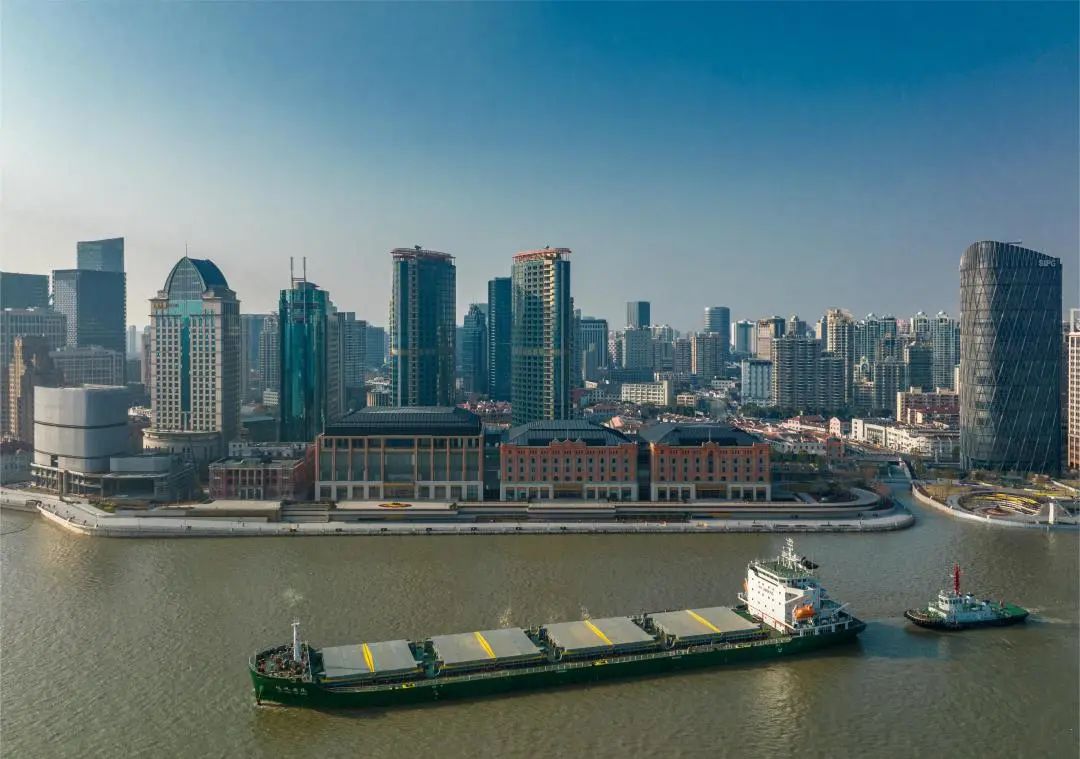  打造北外滩国际海事仲裁高地，推进上海国际航运中心建设,