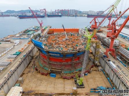  海油工程自主设计建造亚洲首艘圆筒型FPSO船体完工,