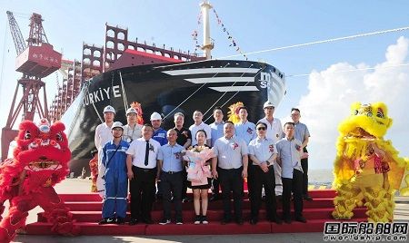 扬子鑫福交付第五艘24000TEU级集装箱船