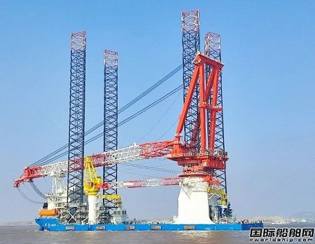 搭载七一二所电推系统“巨杰1600”风电安装平台完成试航
