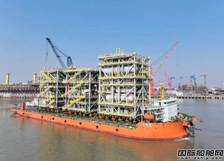  启东中远海运海工交付M030项目最后四个模块,