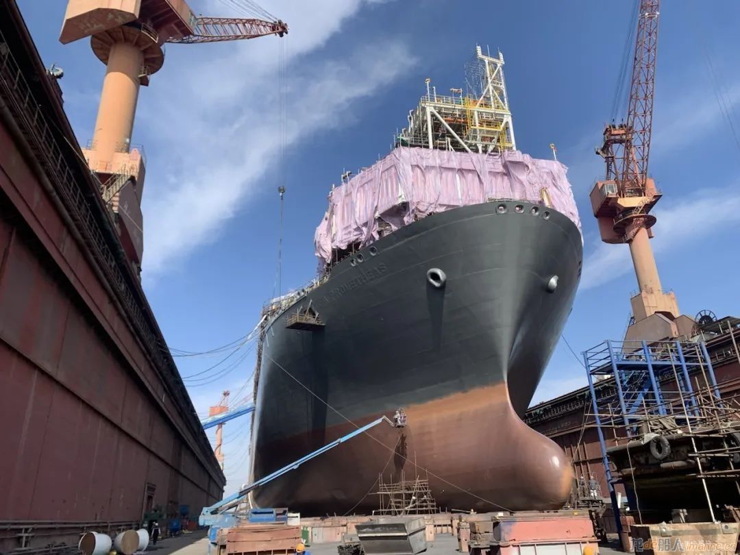 [海工]上海中远海运重工“格里亚”轮高效完成第二次坞内工程,