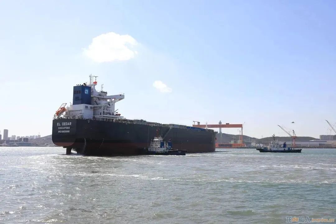 北海造船7万吨木屑船1号船启航海试,