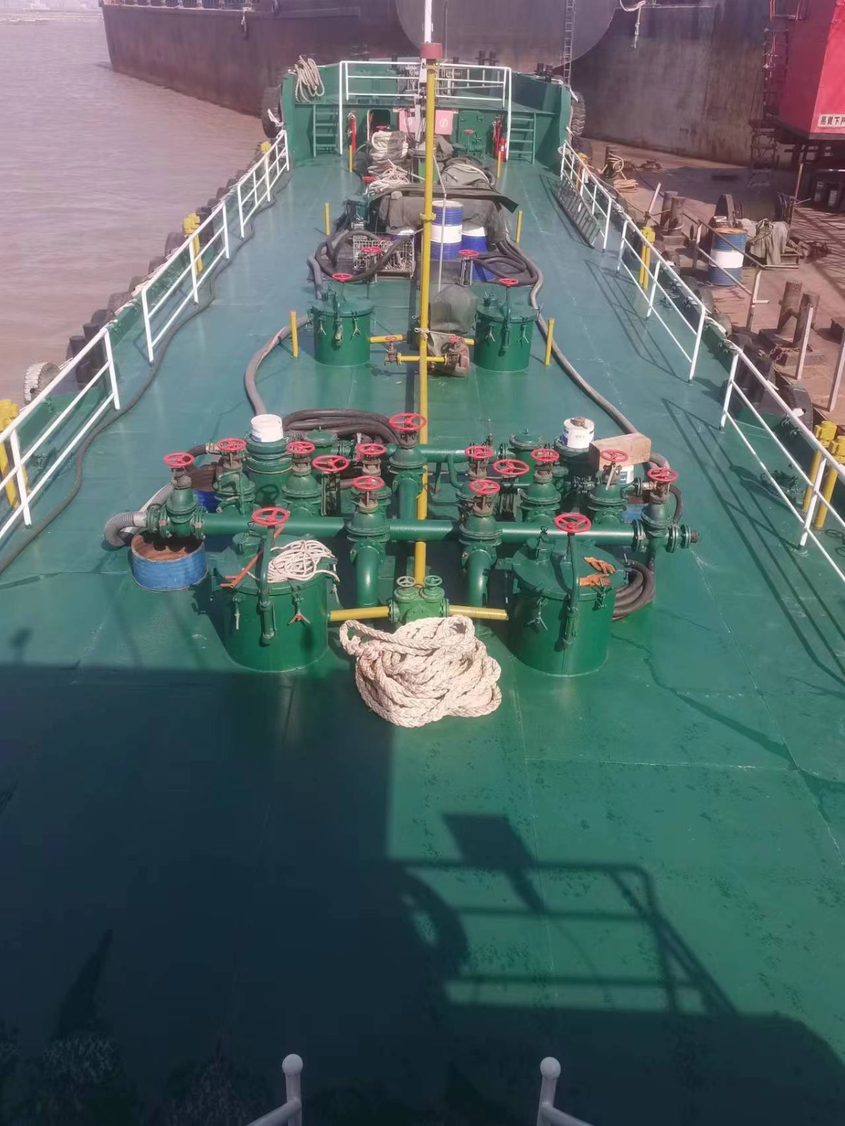 500吨供油船（柴油）