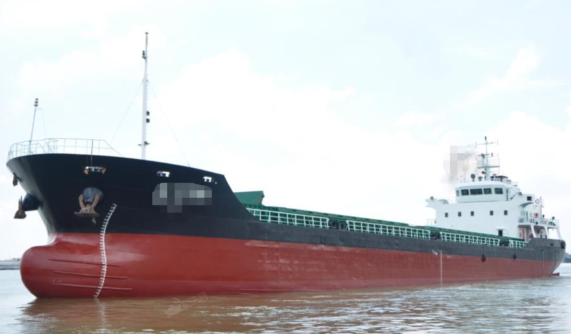 出售:【一般干货船】4800吨，2015年江苏造