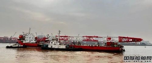 广东中远海运重工300T吊臂项目顺利装船交付