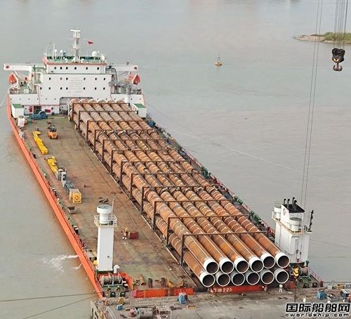 广东中远海运重工第10批钢桩顺利装船交付