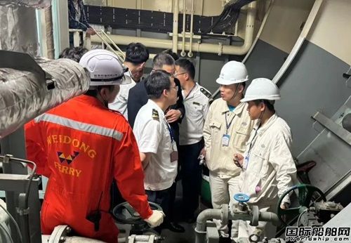 威海重工科技协助威海海事局开展船舶压载水取样检测演练,