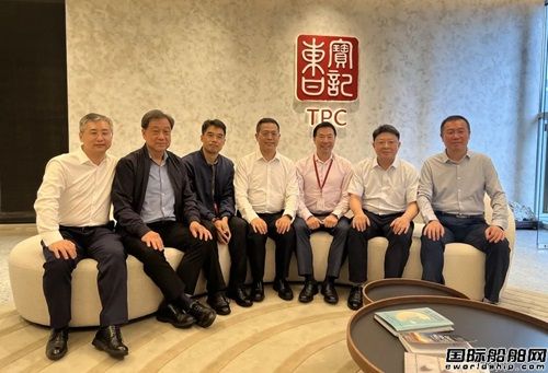 青岛双瑞党委书记、总经理付洪田带队拜访新加坡客户,
