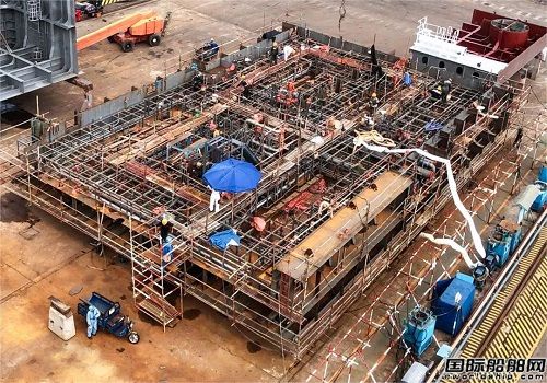 广东中远海运重工完成N1217项目10A总段舾装平台安装