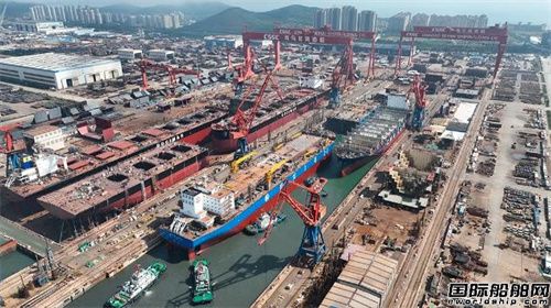 两船出坞两半船漂浮！北海造船同日完成多个节点
