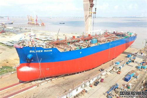 长宏国际为Pro Tanker建造第二艘5万吨油化船下水
