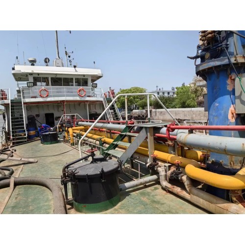 低价售：2015年沿海1000吨双机双壳油船