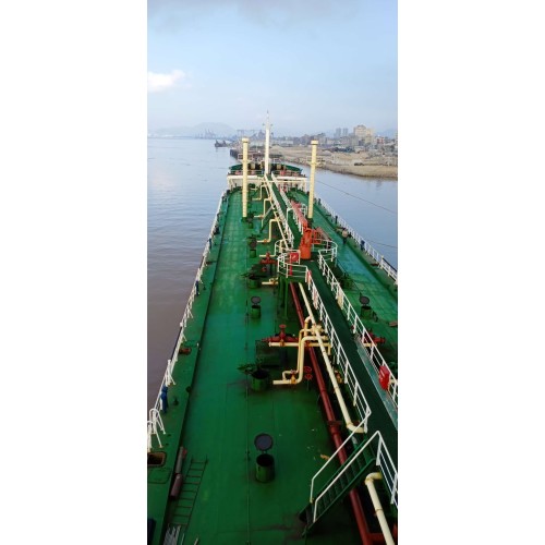 售：2013年近海5600吨一级油船