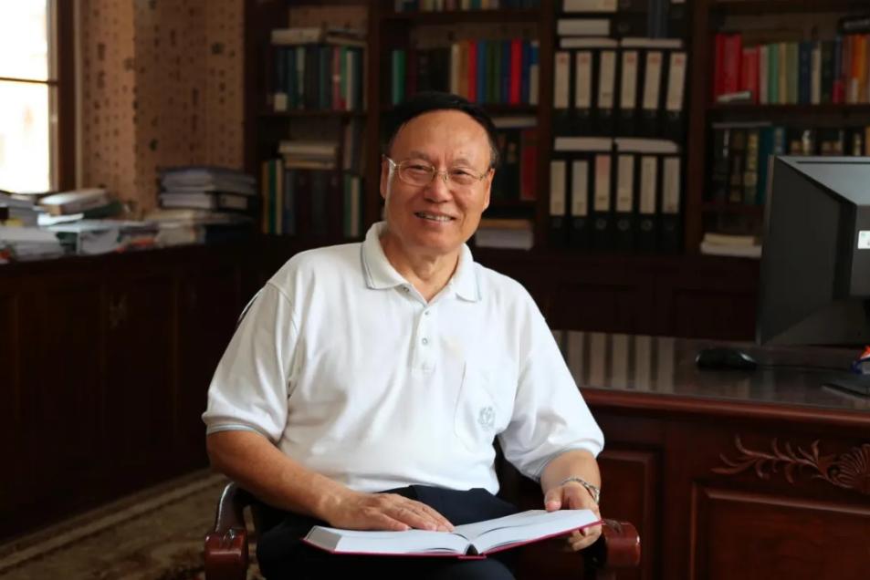  大连海事大学司玉琢教授获评“全国离退休干部先进个人”,