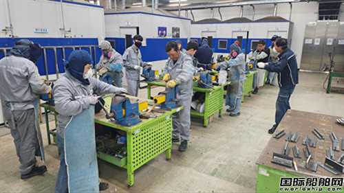 免费培训还月补千元！韩国培养造船业技能人才