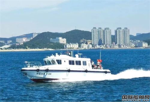 常州玻璃钢造船厂交付辽宁高速执法指挥艇