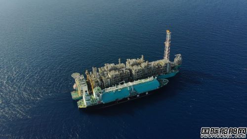 中国船厂新突破!我国自主建造最大新型FLNG启航,