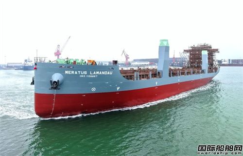 中船广西680TEU集装箱船系列船同日实现双节点