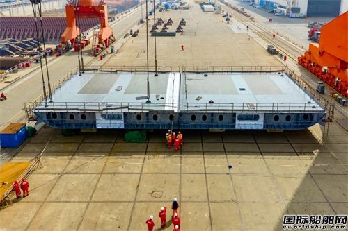 海油工程自主建造专业铺管船首个分段完成总组