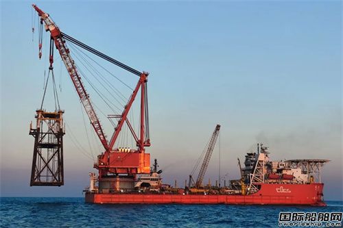 海油工程承建沙特CRPO122项目导管架海上安装完工