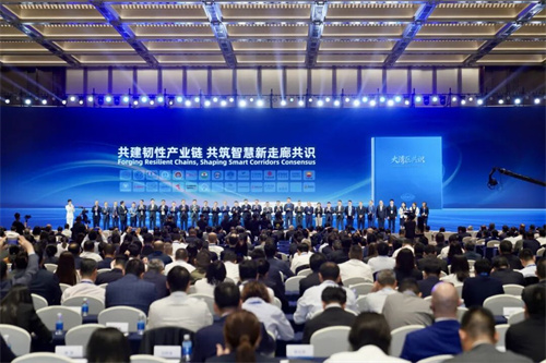 中远海特打通全球关键产业链