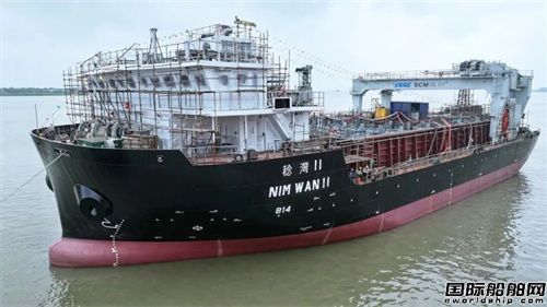 航通船业建造120TEU集装箱船吉水