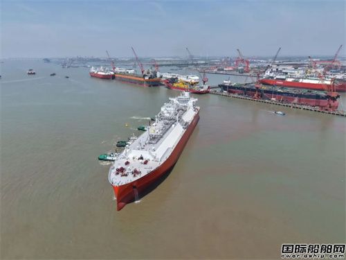 全国首艘18万立方米LNG船交付启航