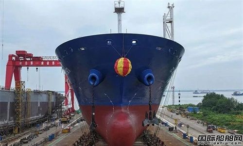 三福船舶为印度船东建造500TEU集装箱船下水