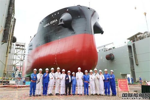 广船国际为L&B建造49500吨油化船