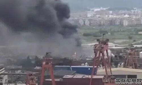 最新：福建一船厂起火爆炸！1名消防员牺牲11人受伤